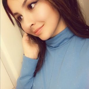 Meet your Posher, Gulmira